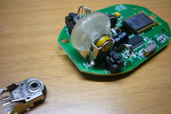 部品取り付け後の写真